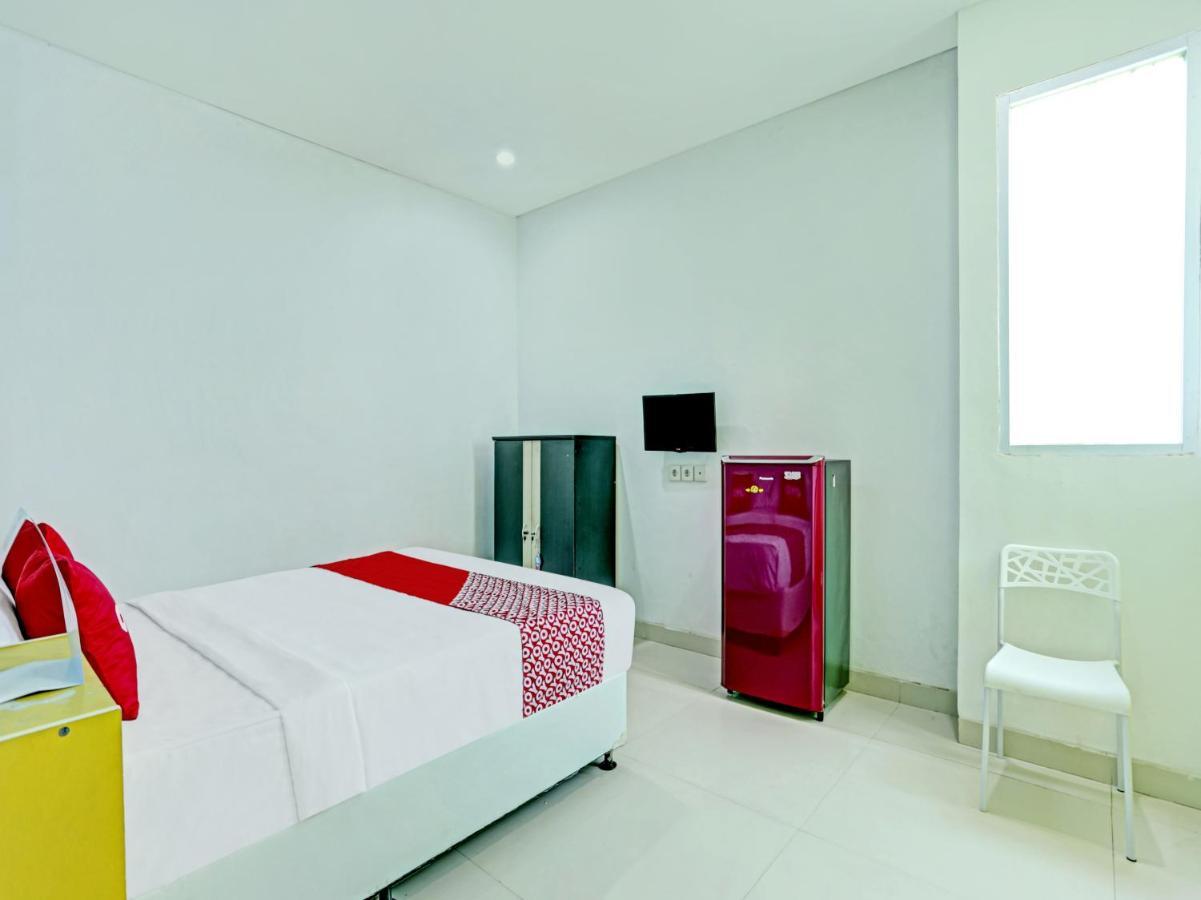 Oyo 3856 Tizta Suites Bali サヌール エクステリア 写真