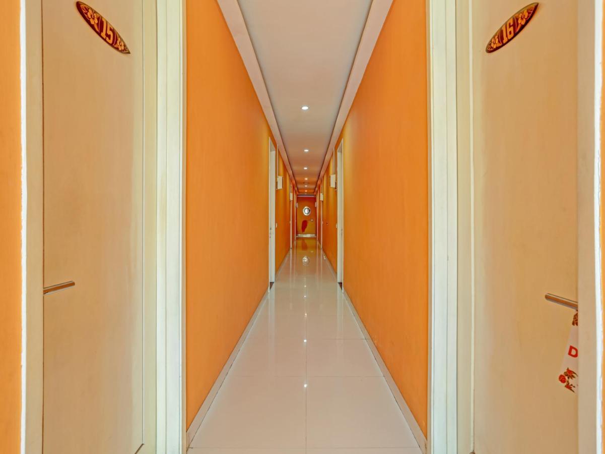 Oyo 3856 Tizta Suites Bali サヌール エクステリア 写真